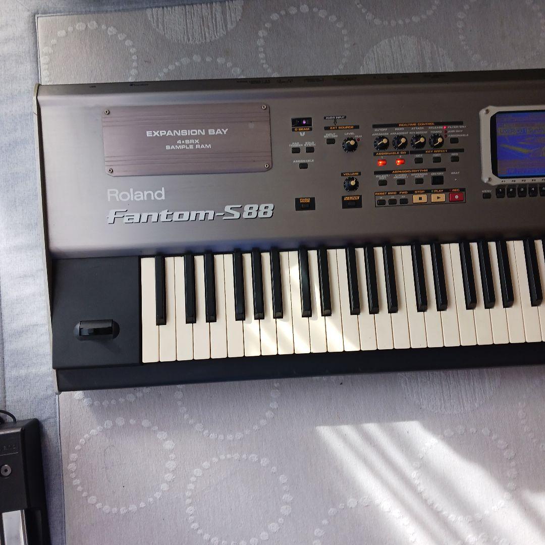 Roland Fantom-S88 シンセサイザー 本体