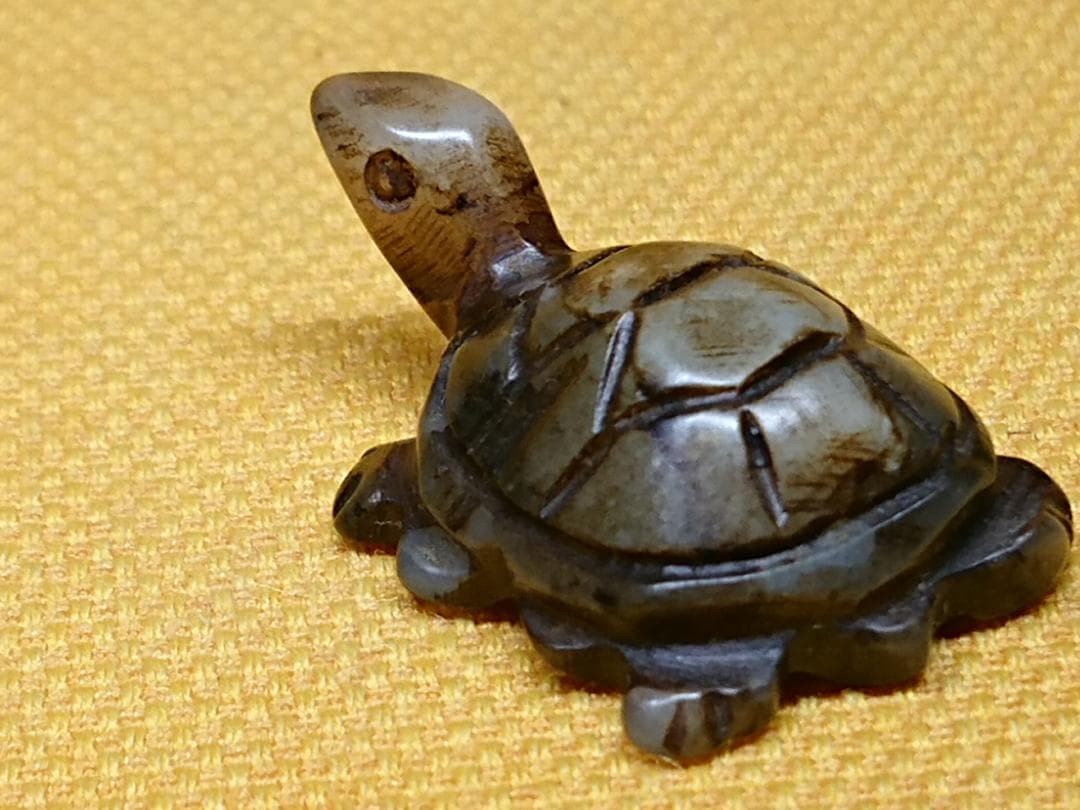 根付　古玉　古玩　亀　オブジェ　置物　インテリア　工芸品　美術品　A1143