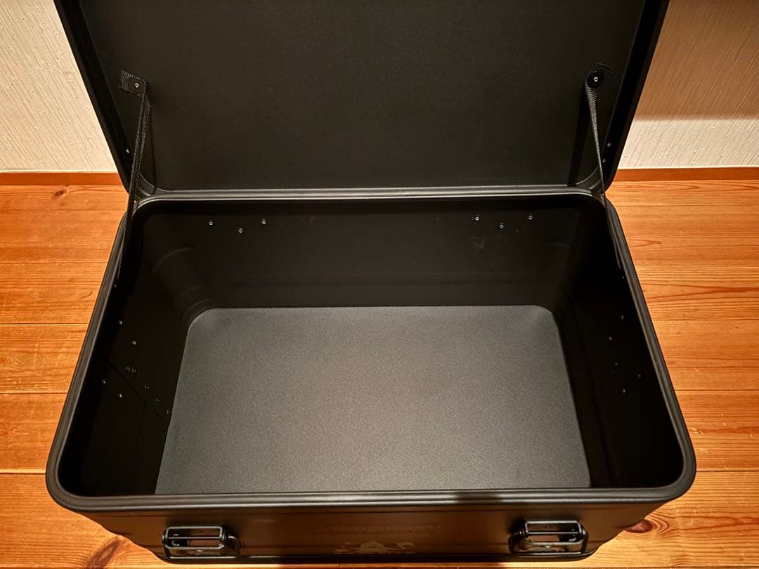 アルミコンテナ　SOMABITO AL BOX 脚なし　スタッキング可能