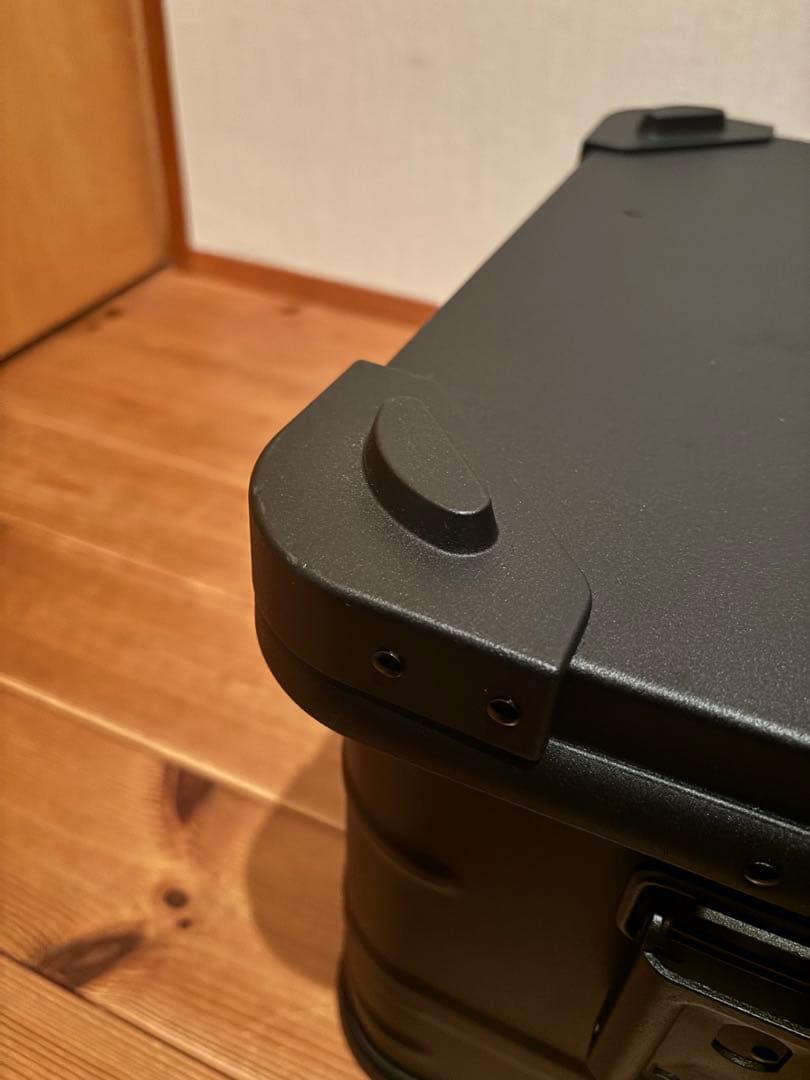 アルミコンテナ　SOMABITO AL BOX 脚なし　スタッキング可能