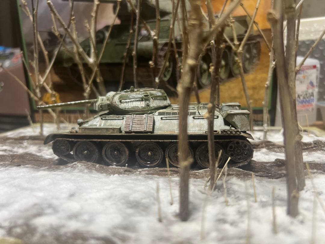タミヤ1/48 T-34/76 ソ連戦車 ジオラマ仕立て
