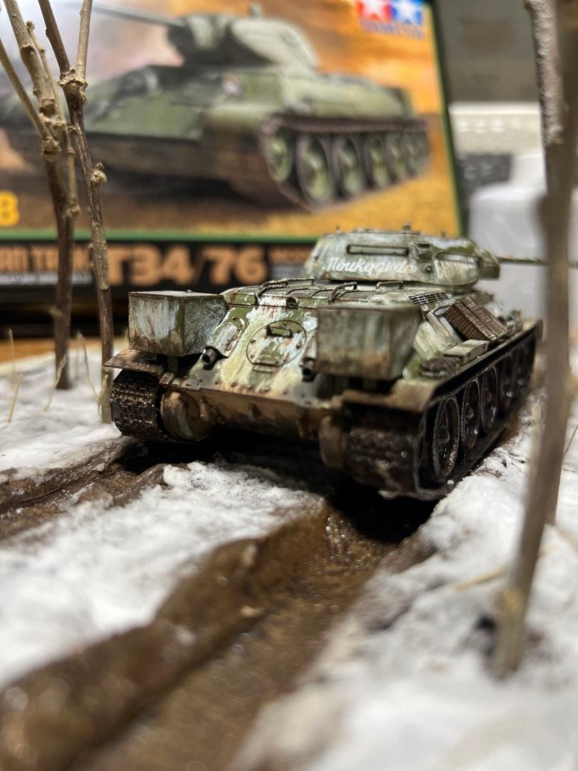 タミヤ1/48 T-34/76 ソ連戦車 ジオラマ仕立て