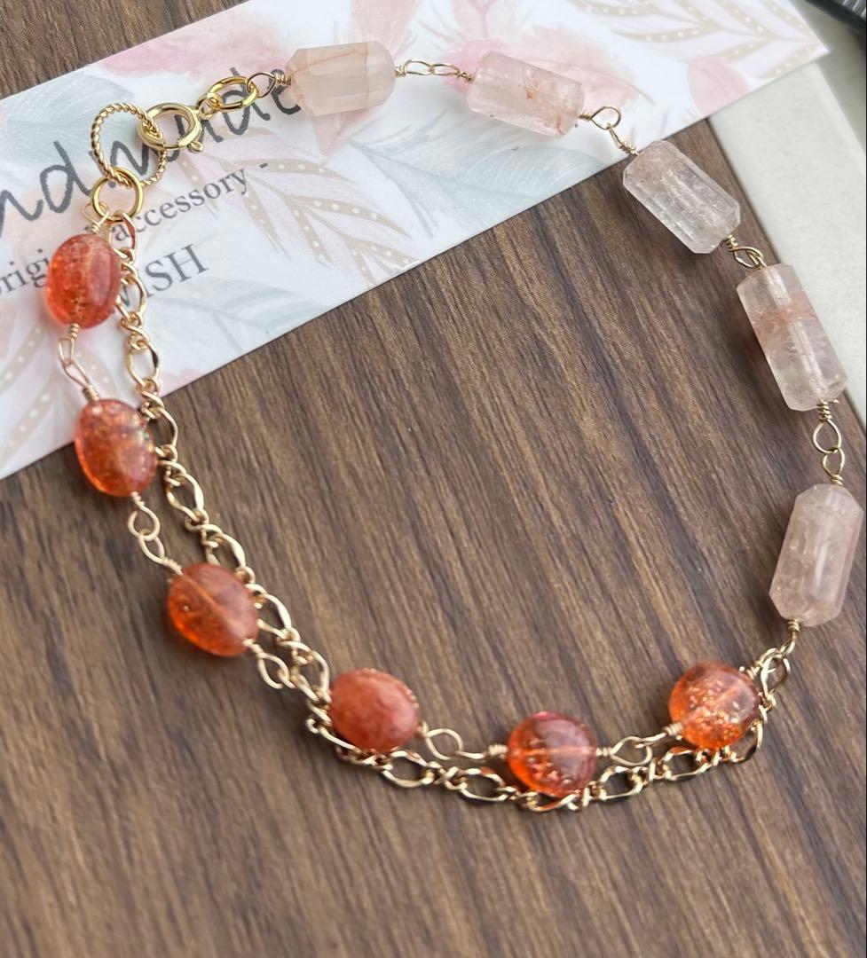 キラキラサンストーンとマニカラン水晶のアシンメトリーブレスレット14kgf