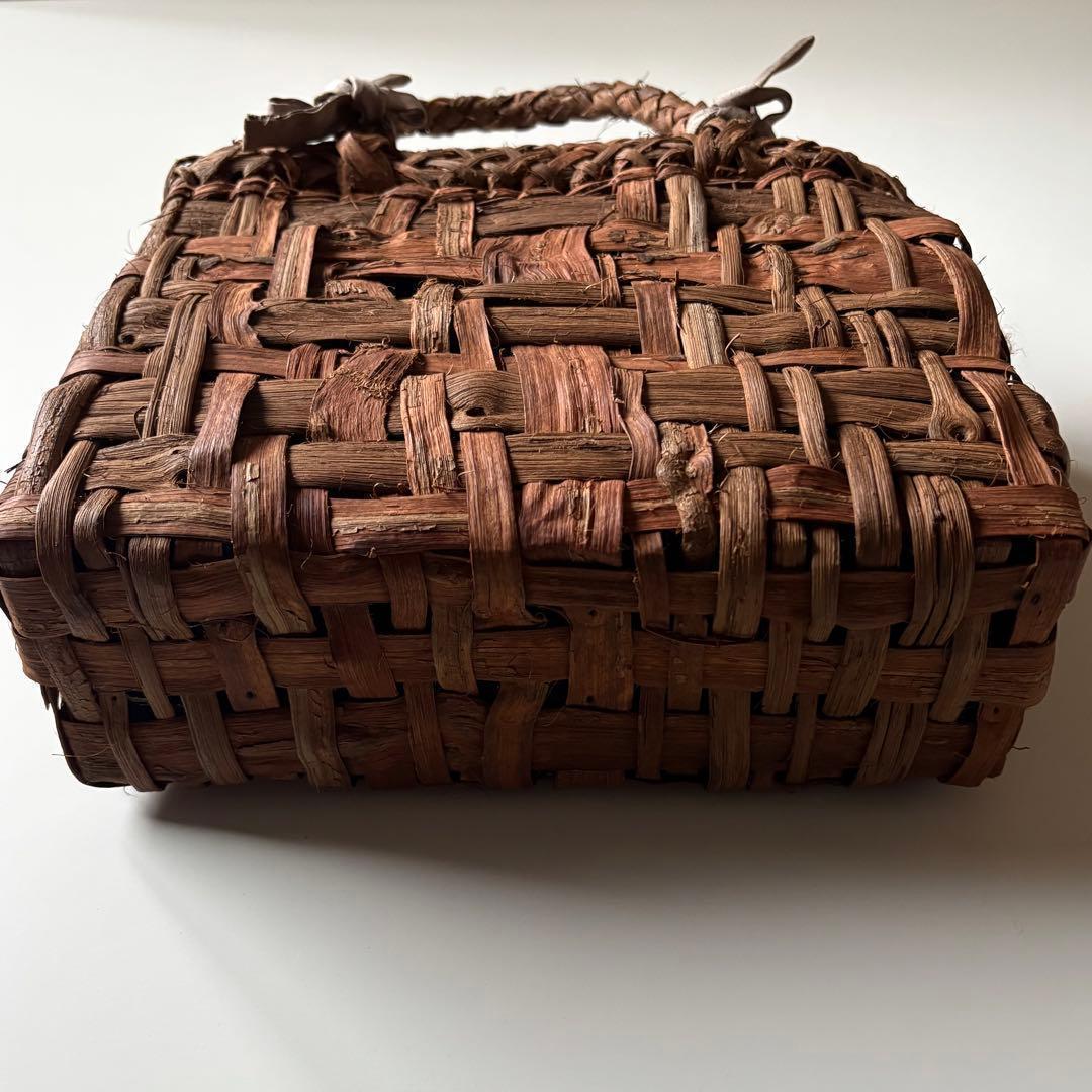 【国産】山葡萄　カゴバッグ　乱れ編み　編みっぱなし　手編み　職人　太ひご　新潟