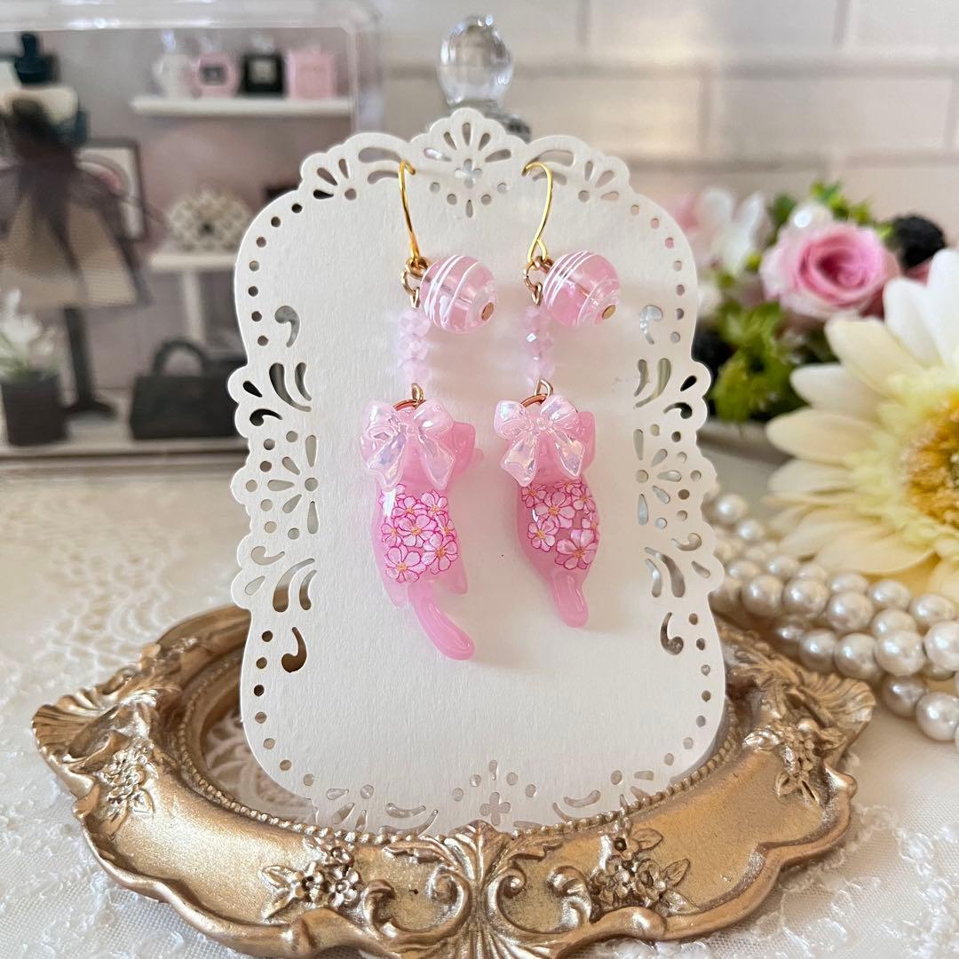 ฅ❤️ ねこ　猫　レジン　花　ピアス　イヤリング　ヨーヨー　祭り　夏