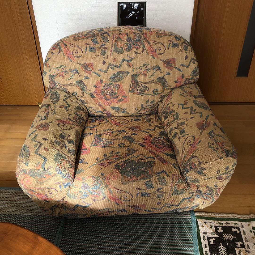 クルクル回る素敵なソファー