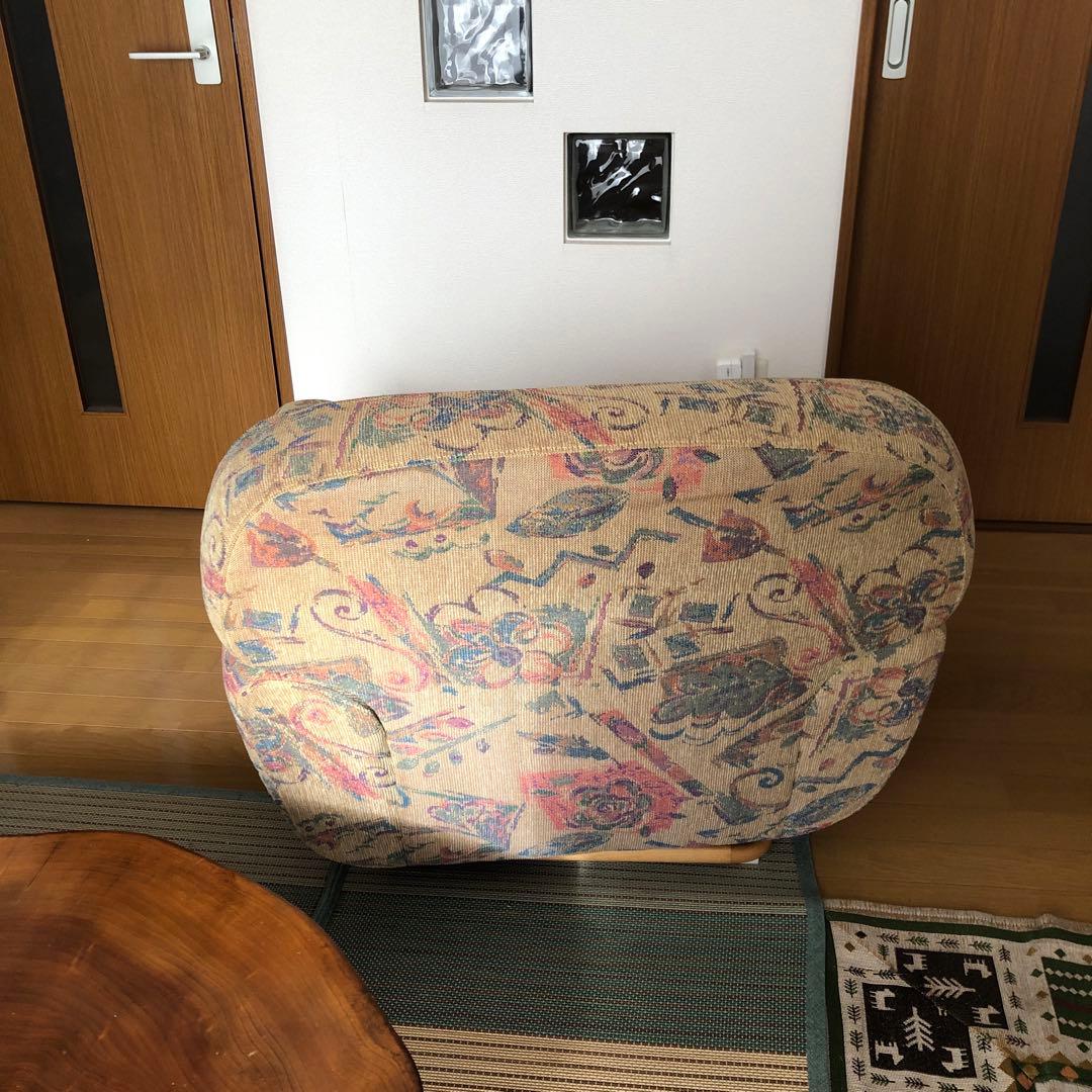 クルクル回る素敵なソファー