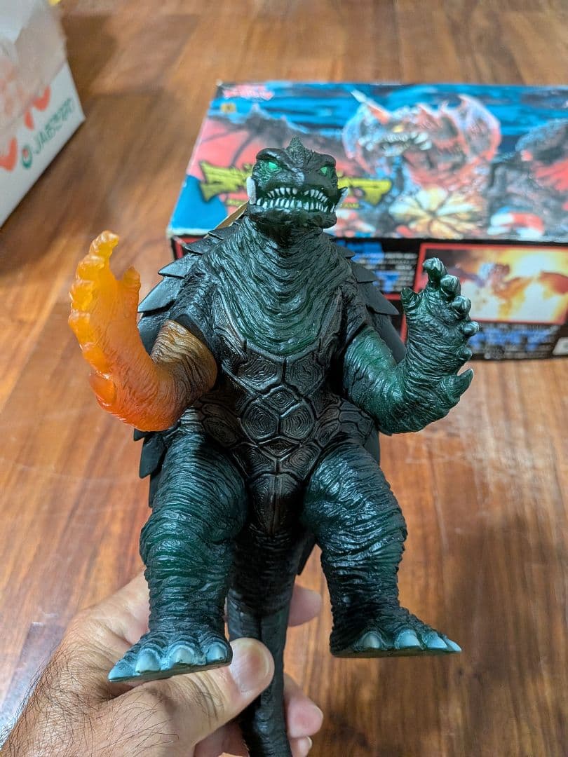 バンダイ リアルアクション　デストロイア　ガメラ1999 モスラ2　セット売り