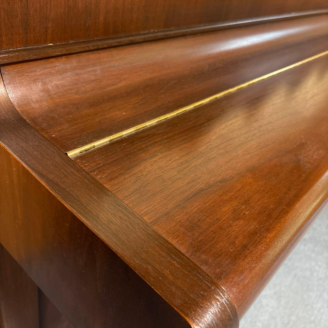 ヤマハ アップライトピアノ 木目 ブラウン 付属品付き - メルカリ