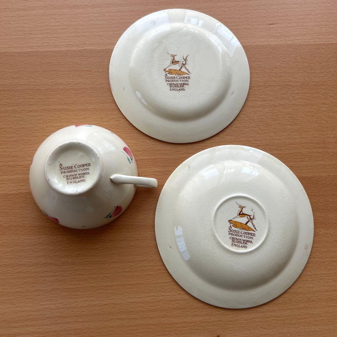 スージークーパー　スカロップボーダーフローラル