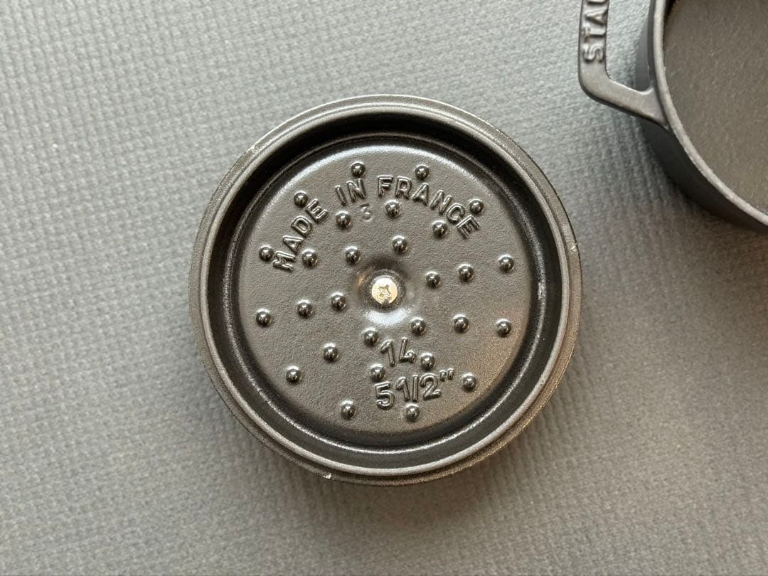 STAUB ココット 小型 黒 14cm