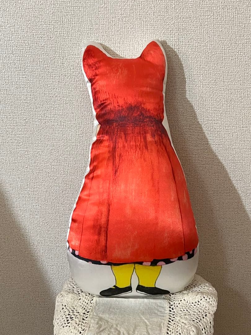 ヒグチユウコ×メラントリックヘムライト オオカミ＆赤ずきんクッション