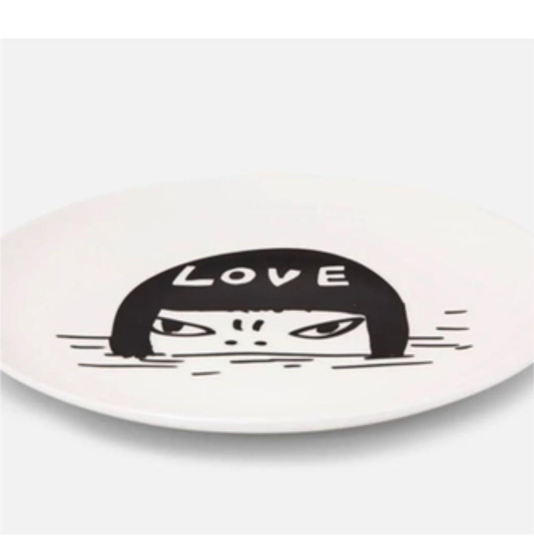 Plate by Yoshitomo Nara 奈良美智 皿 プレート