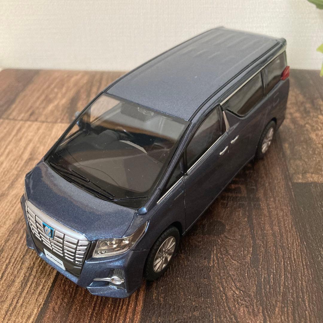 トヨタ アルファード 1/30 色見本 非売品 - メルカリ