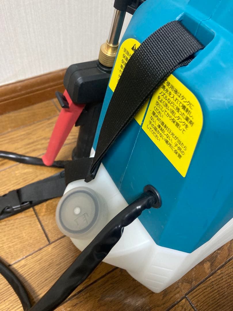 マキタ製　充電式噴霧器 本体のみ　MUS054DZ