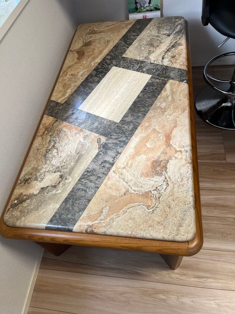margoshaページ応接テーブル(天然大理石テーブル)