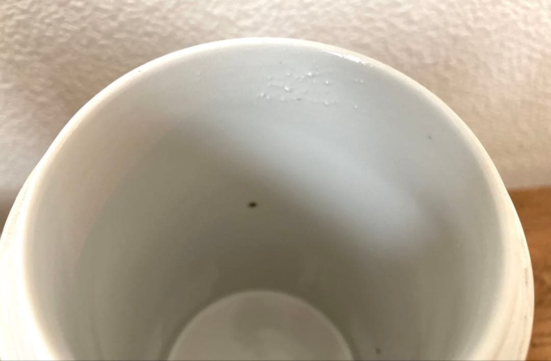 白磁のアンティークキャニスター