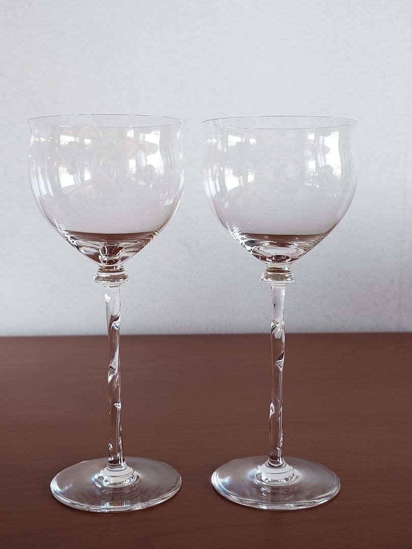 ビクトリア　ビンテージイタリア製ツイスト柄 ワイングラス 2個セット