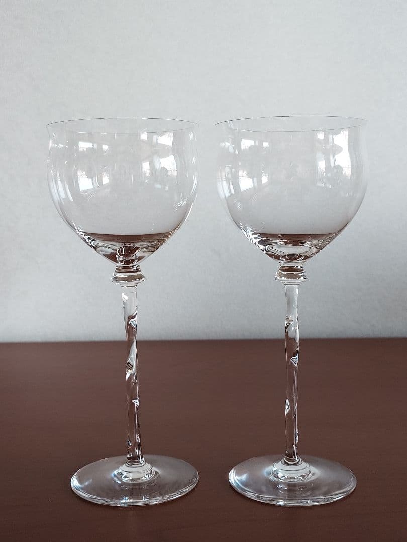 ビクトリア　ビンテージイタリア製ツイスト柄 ワイングラス 2個セット