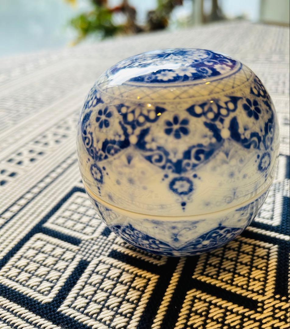 橋本よしこさん作　蓋もの　あのおばちゃん！