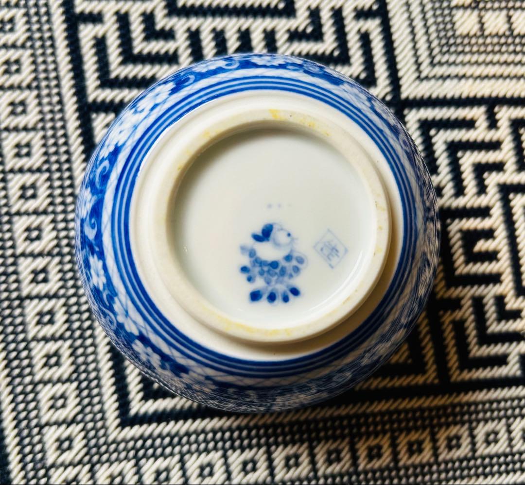 橋本よしこさん作　蓋もの　あのおばちゃん！