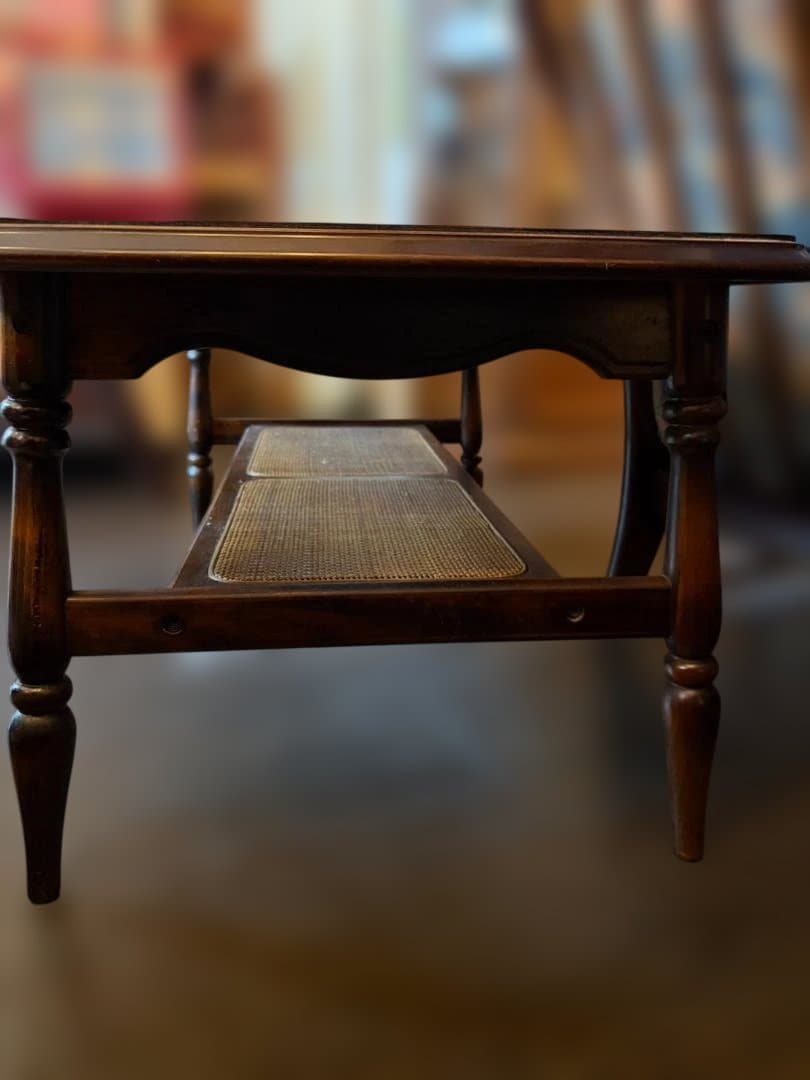 カリモク 机 木製デスク ローテーブル レトロ　コロニアル　アンティーク家具