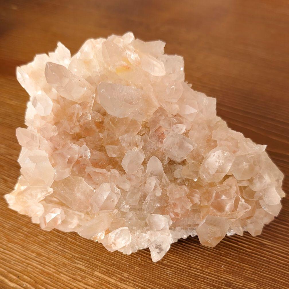 マニカラン産　水晶クラスター　X