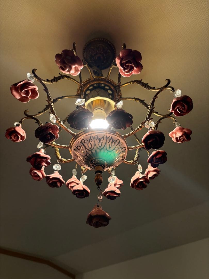 フランス　アンティーク　シャンデリア　花　薔薇　ピンク　陶器