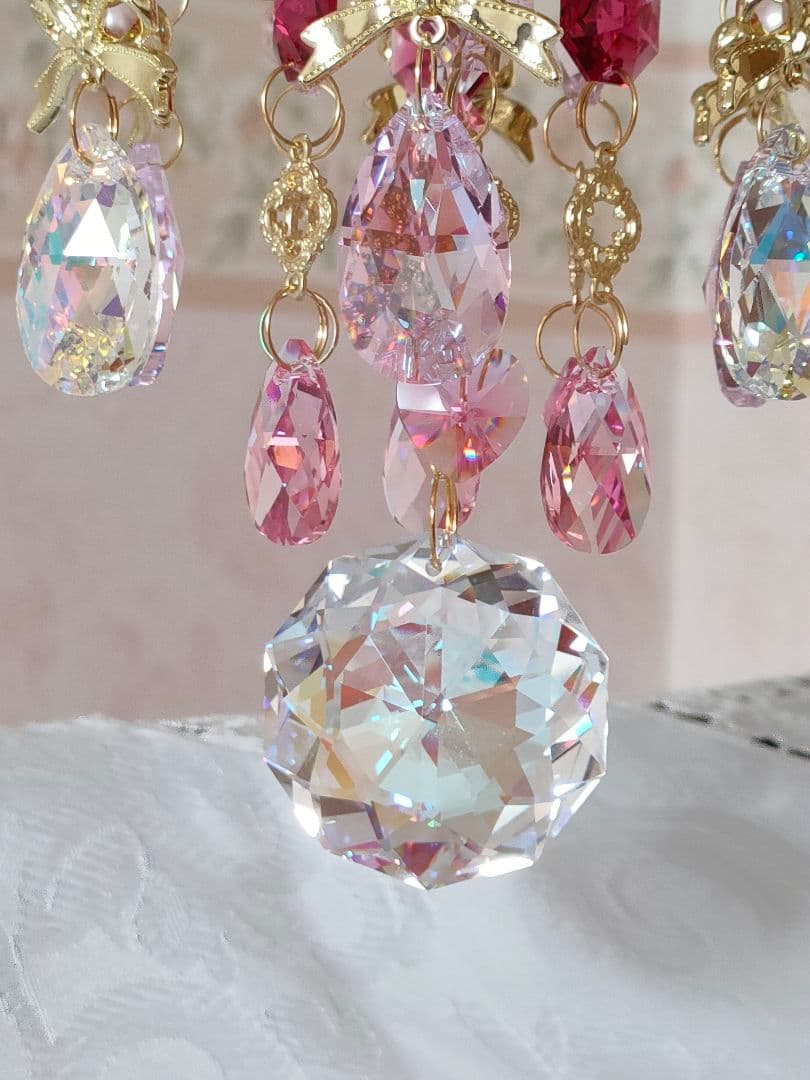 スワロフスキー✨️シャンデリアサンキャッチャー・スタンド付✯ブルーABダリア