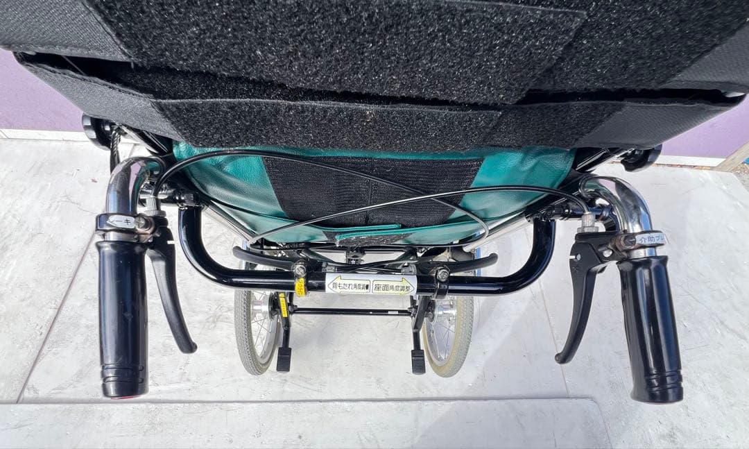 リクライニング機能付き介助用車椅子, カワムラサイクル ティルト＆リクライニング