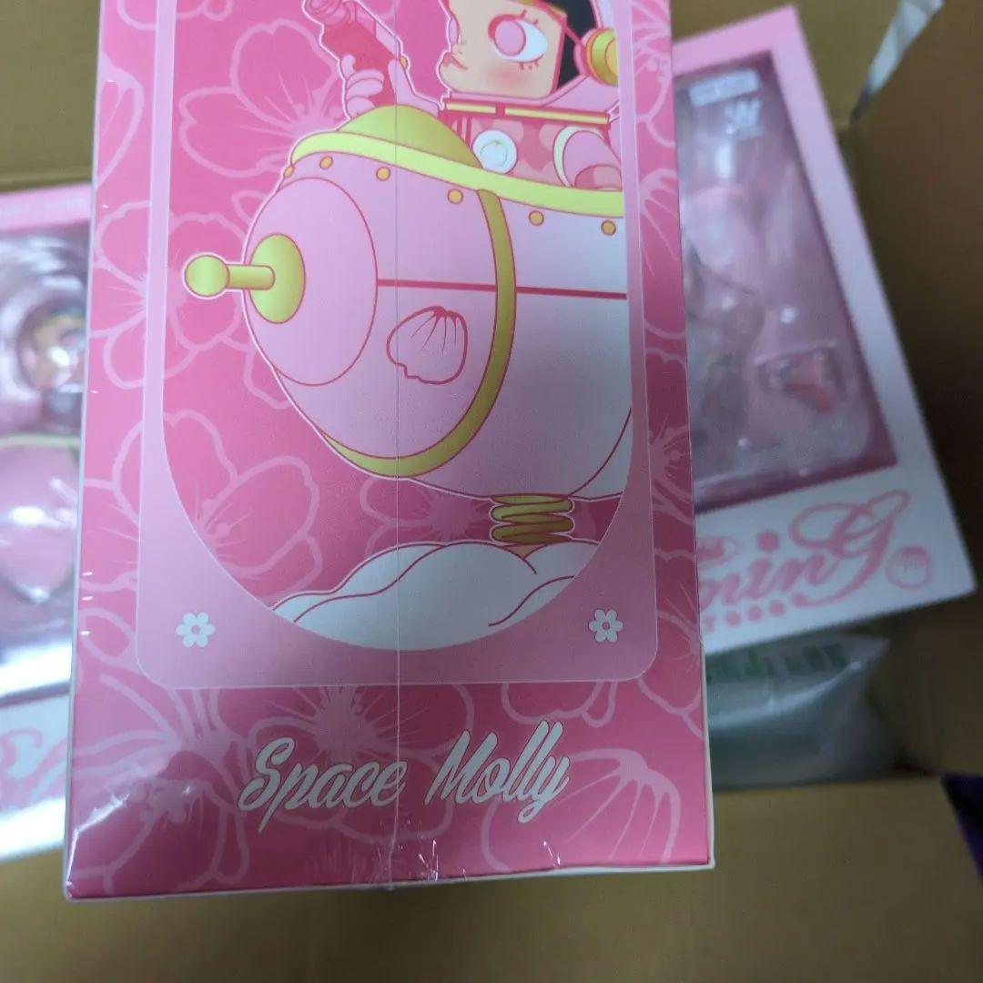 POPMART　MEGA SPACE MOLLY 100%