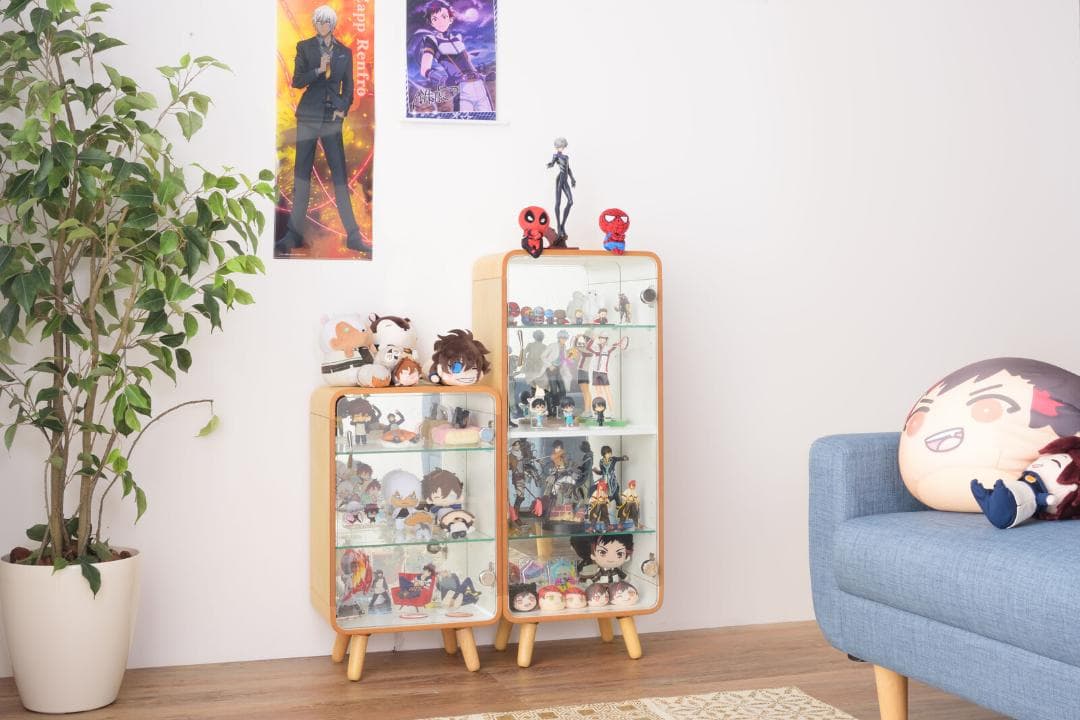 角が丸いデザイン☆３段ブラウン☆コレクションケース 脚付き