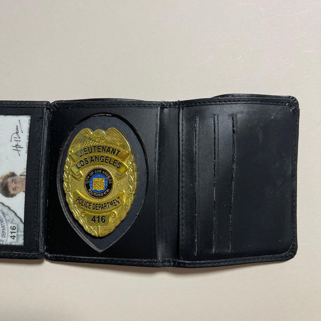 79   刑事コロンボ　　ストロング社製　ロサンゼルス市警IDバッジとケース