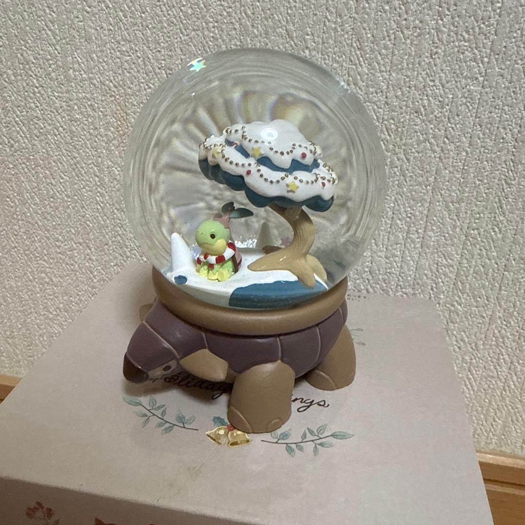スノードーム Pokémon Holiday Blessings ナエトル - メルカリ