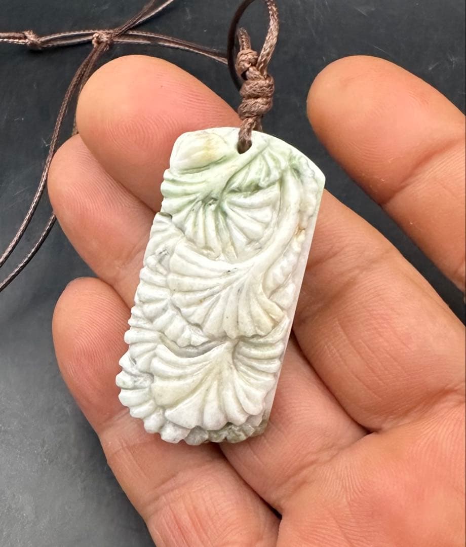 2025.9.11秋意　イチョウの葉っぱ