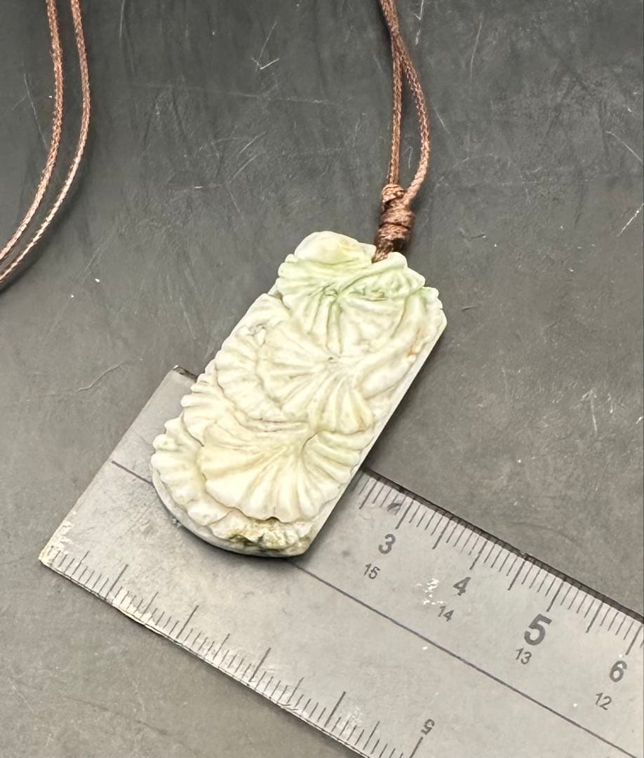 2025.9.11秋意　イチョウの葉っぱ