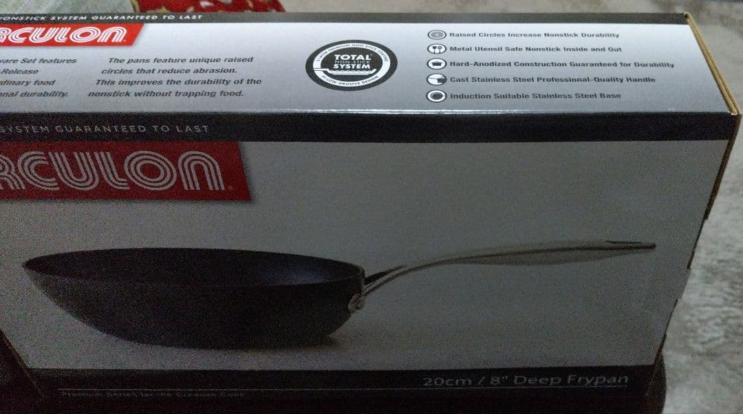 マイヤーサーキュロンフライパンセット　20cm（ガラス蓋付）