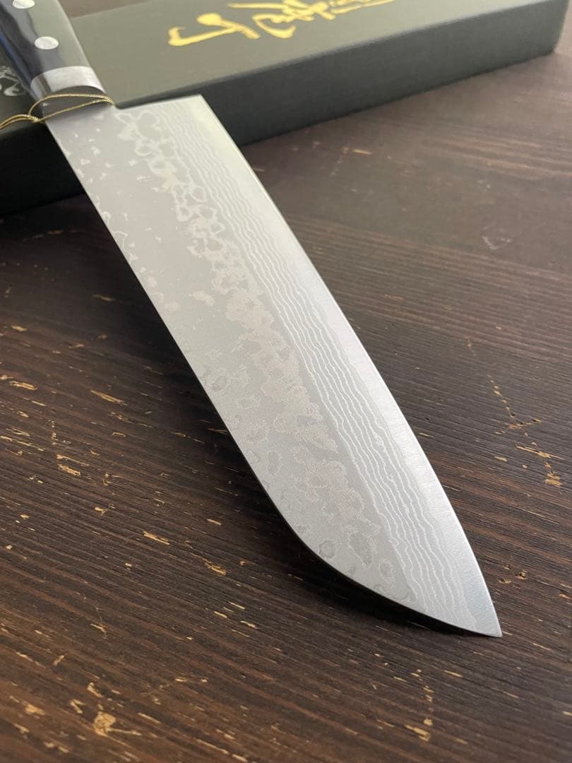 増谷刃物 訓平作 三徳包丁VG10ステンレス積層（彩流）口金有 黒柄アウトレット