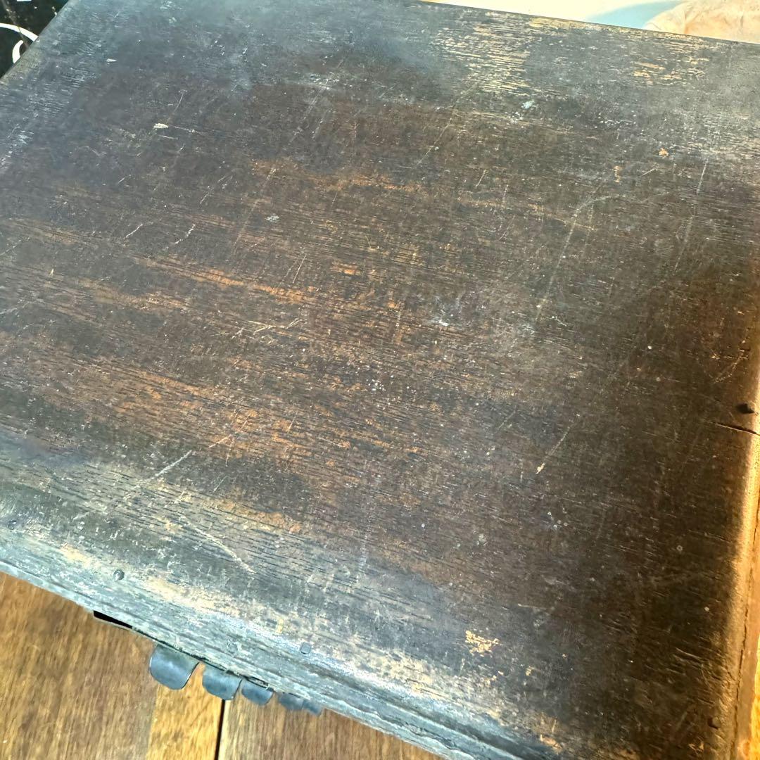 昭和　ビンテージ　雰囲気のある木製引き出し　アンティーク　レトロ　棚