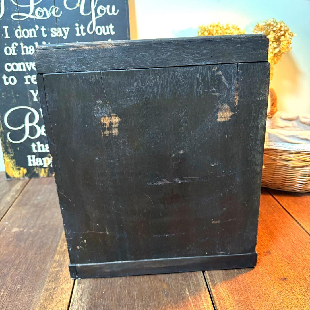 昭和　ビンテージ　雰囲気のある木製引き出し　アンティーク　レトロ　棚