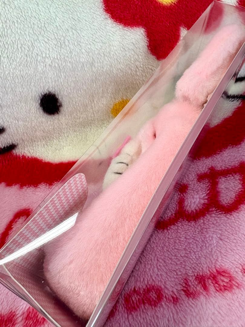 新品 激レア カオハナ ハローキティ クッション ボアポーチ 携帯ケース