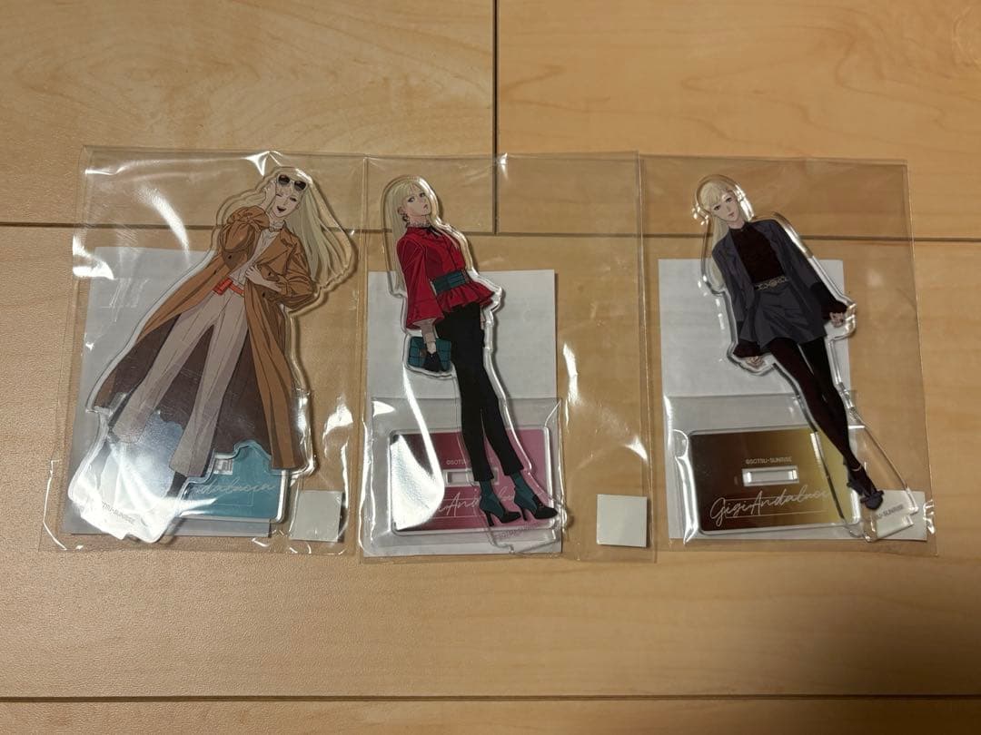 閃光のハサウェイ キルケーの魔女 ギギ アクリルスタンド 3種 - メルカリ