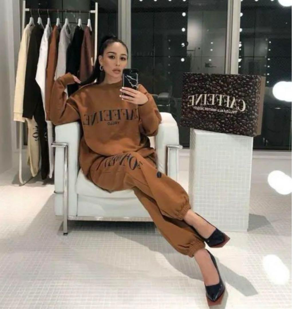 美品☆浜崎あゆみ着用 YELLO イエロー スウェットセットアップ 黒