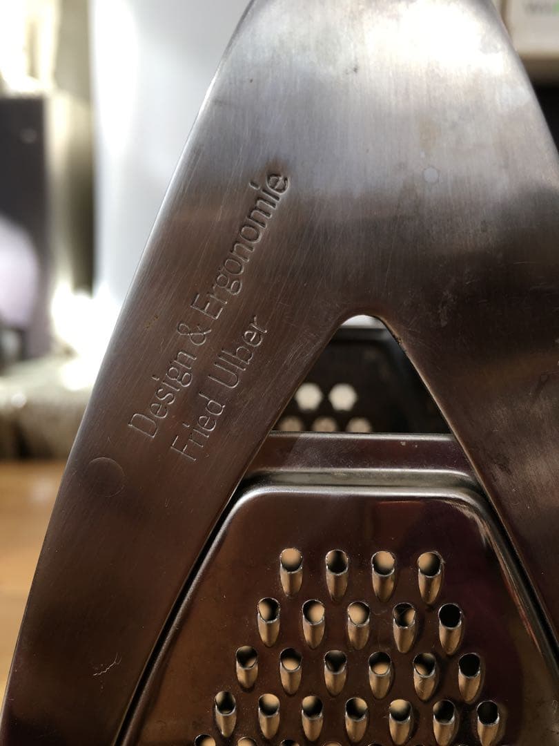 ⭐︎チーズスライサー チーズおろし器 未使用 ドイツ製 ステンレス