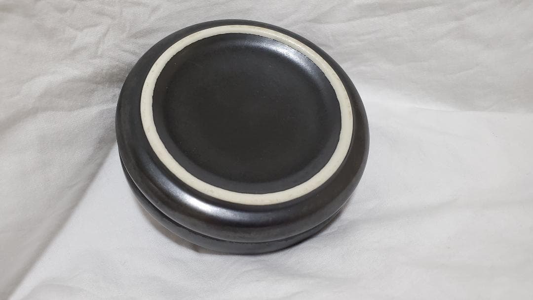 正規希少 非売品 ヴェルサーチ アイコンロゴ文字 灰皿 黒×白 アッシュトレイ