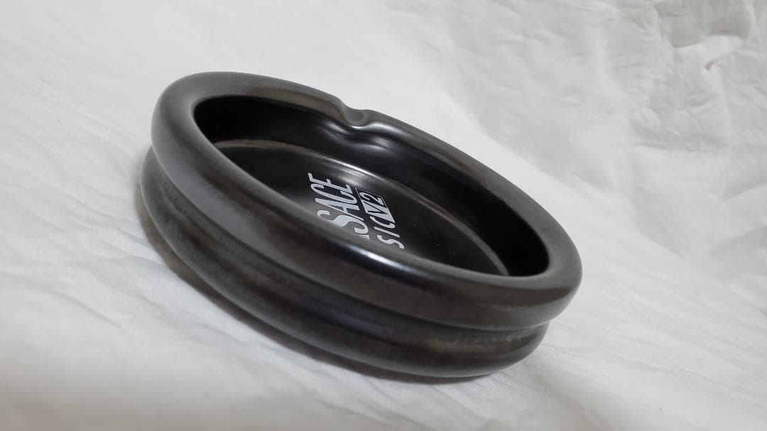 正規希少 非売品 ヴェルサーチ アイコンロゴ文字 灰皿 黒×白 アッシュトレイ