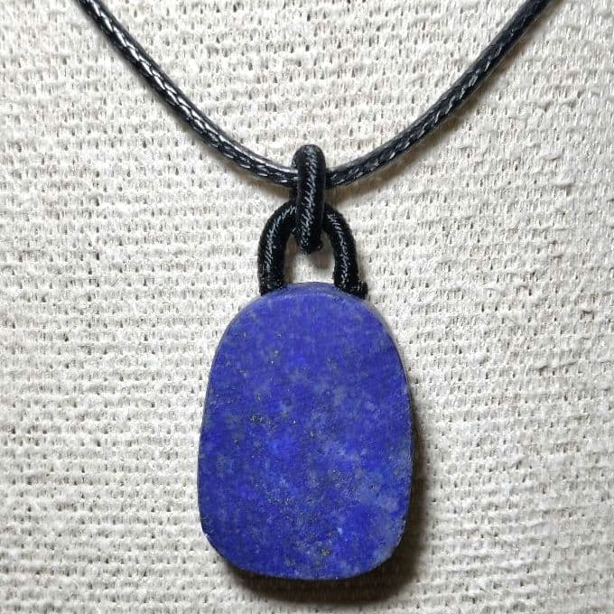 福徳円満・金運守護◇ラピスラズリ 布袋様 彫刻ペンダントトップ