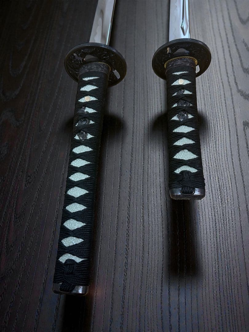 【高級鑑賞用模造刀】　蒔絵龍彫刀身大小　美品