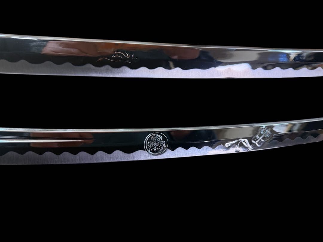 【高級鑑賞用模造刀】　蒔絵龍彫刀身大小　美品