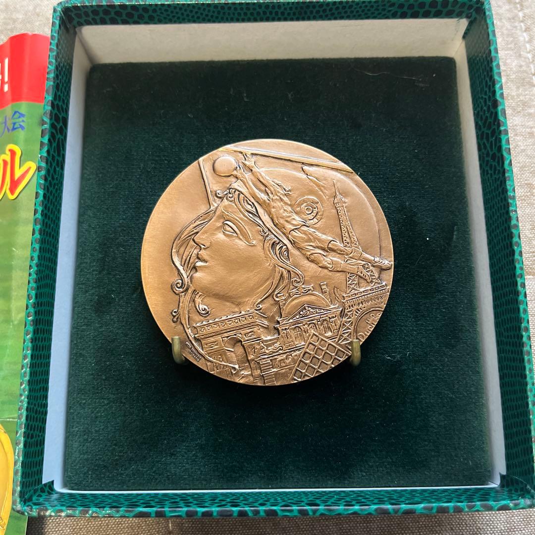 FIFAワールドカップ98 フランス大会 公式記念メダル - メルカリ